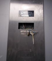 Наши руки не для скуки. В Волга Лайф портят лифты