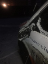 Разбили окно на автомобиле